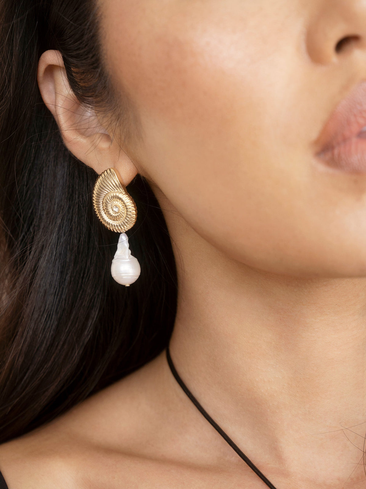 Nautilus Shell Freshwater Pearl Earrings - Pearl with 18k Gold Plating | Ettika