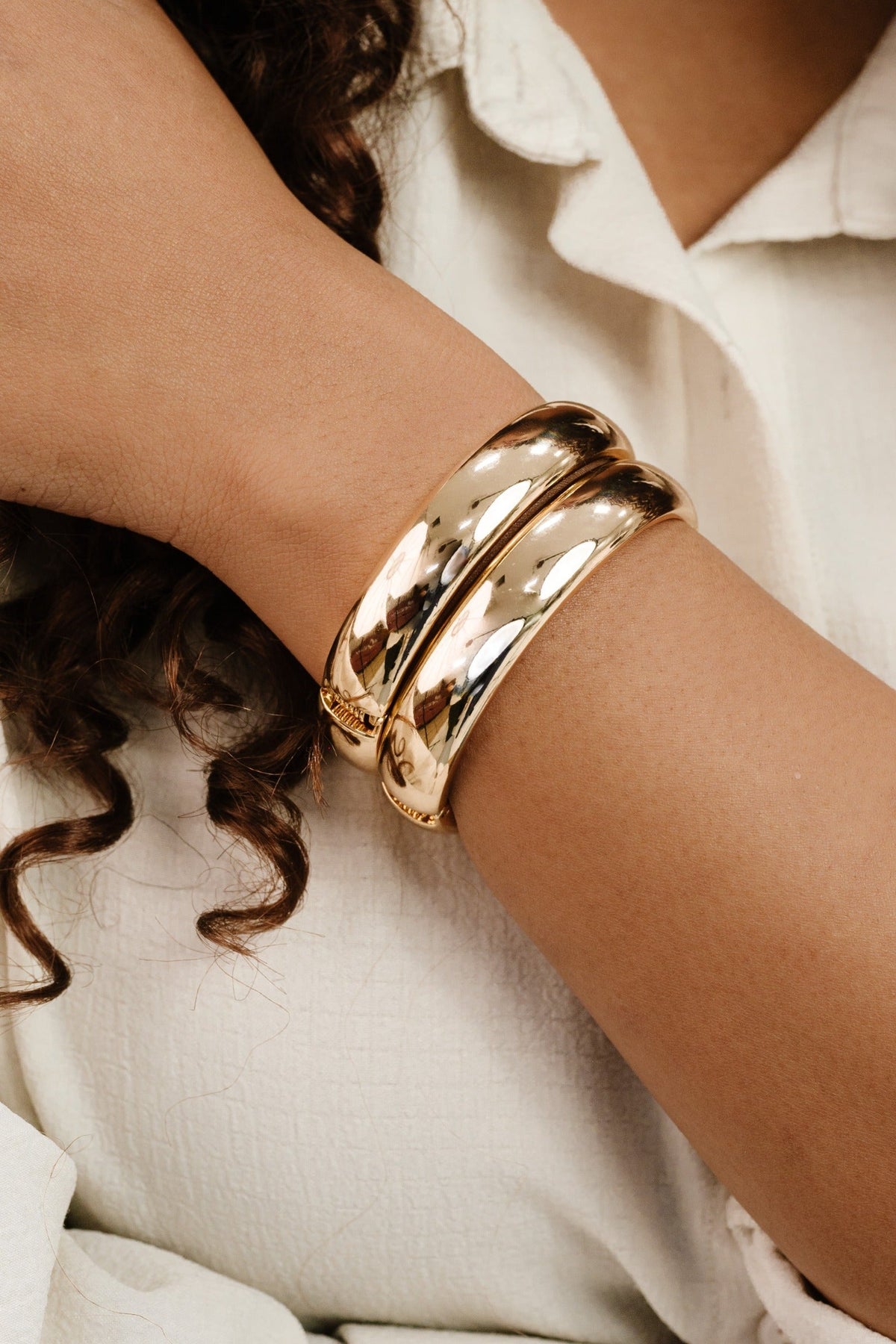 Simple Single Bangle - 18k Gold Plated | Ettika