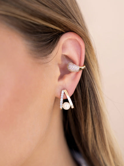 Pavé and Pearl Earrings - Pearl with 18k Gold Plating | Ettika