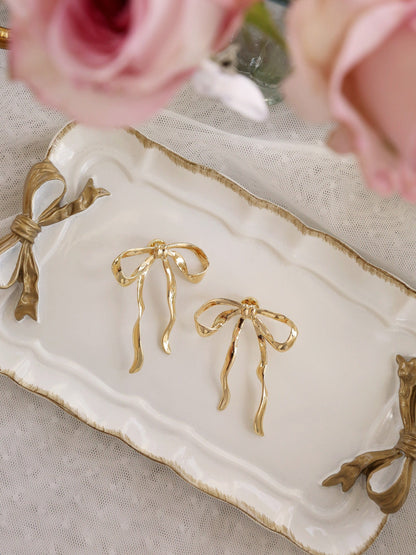 Bow Organica Earrings - 18k Gold Plated | Ettika