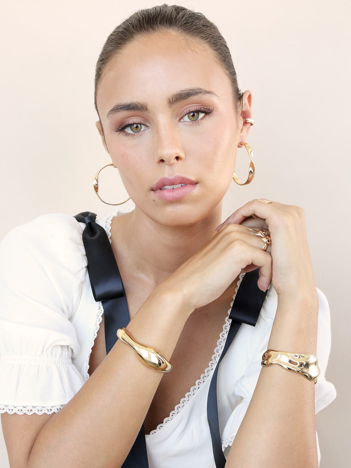 Heirloom Twist Large Hoops - 18k Gold Plated | Ettika