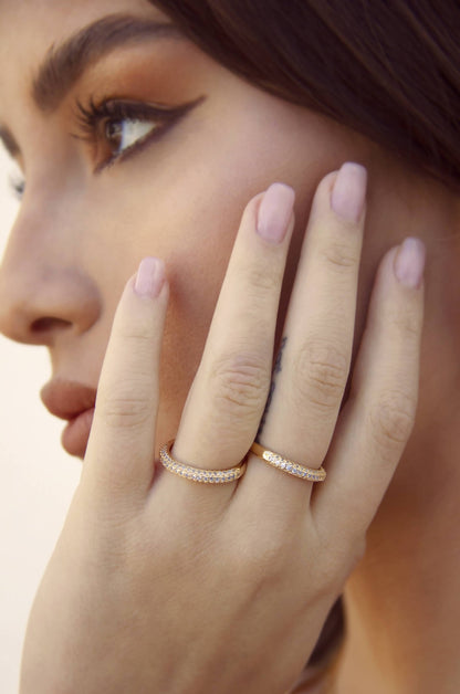 Simple Sparkle Band Ring Set - Black Crystal with 18k Gold Plating | Ettika