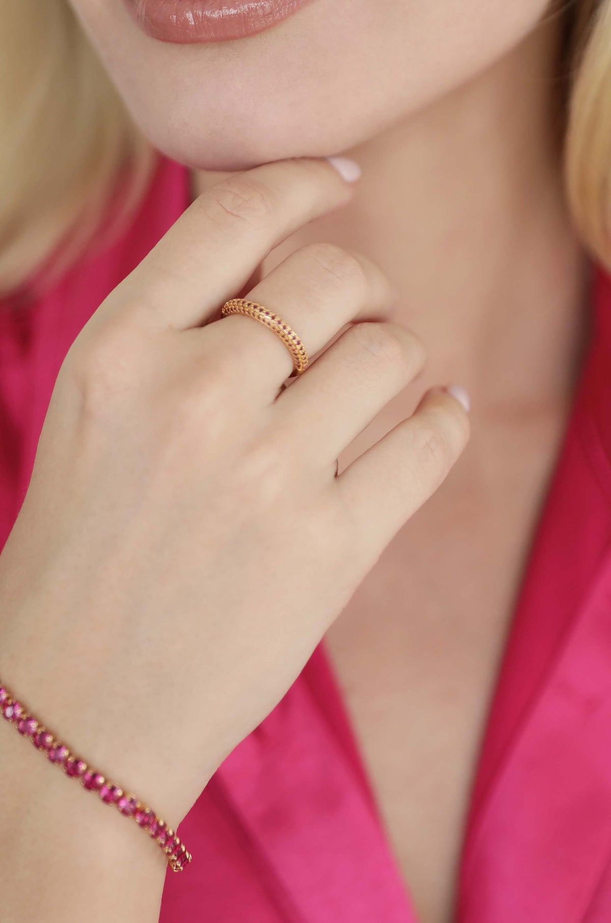 Simple Sparkle Band Ring Set - Black Crystal with 18k Gold Plating | Ettika