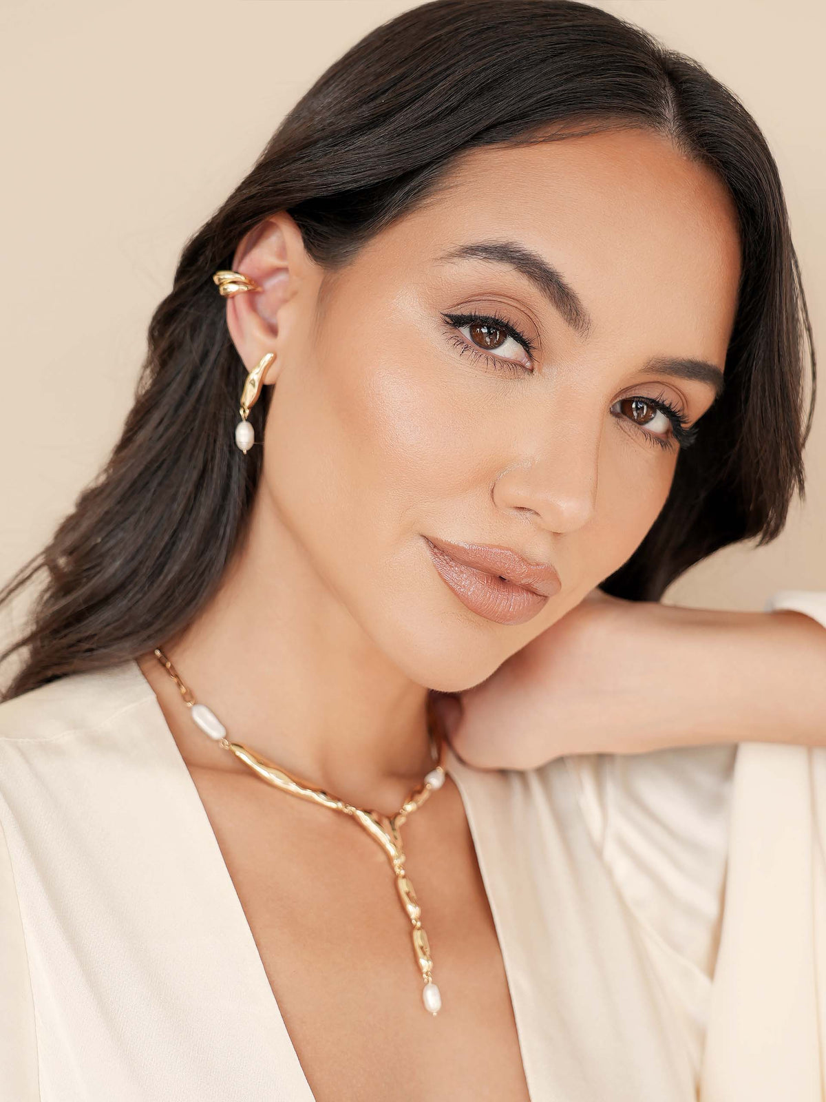 Liquid Luxe Pearl Earrings - Pearl with 18k Gold Plating | Ettika