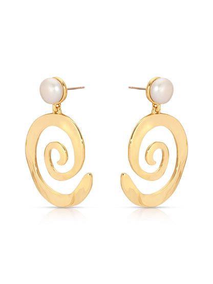 Aura Swirl Pearl Earrings - Pearl with 18k Gold Plating | Ettika