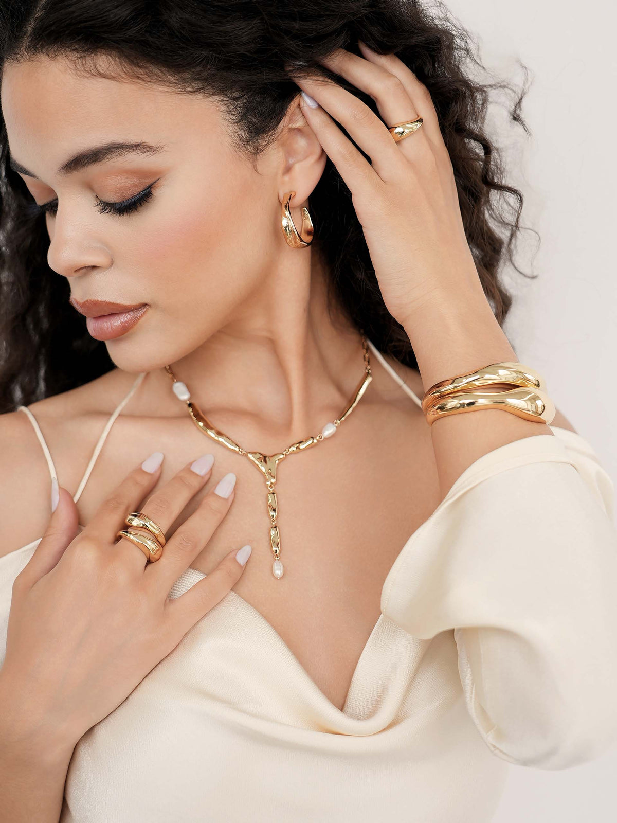 Liquid Melt and Pearl Lariat - 18k Gold Plated | Ettika