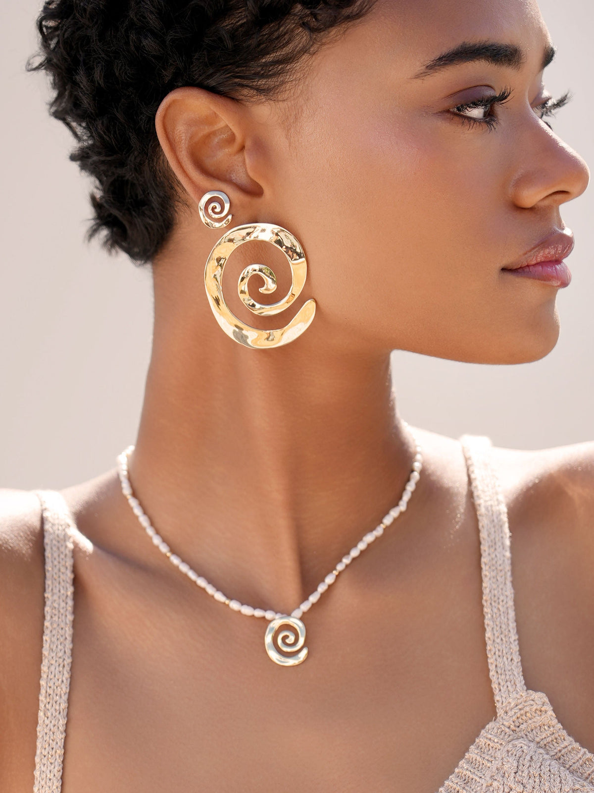 Aura Pearl Necklace - Pearl with 18k Gold Plating | Ettika