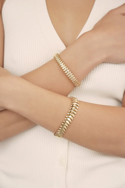Metal Moderna Bangle - 18k Gold Plated | Ettika
