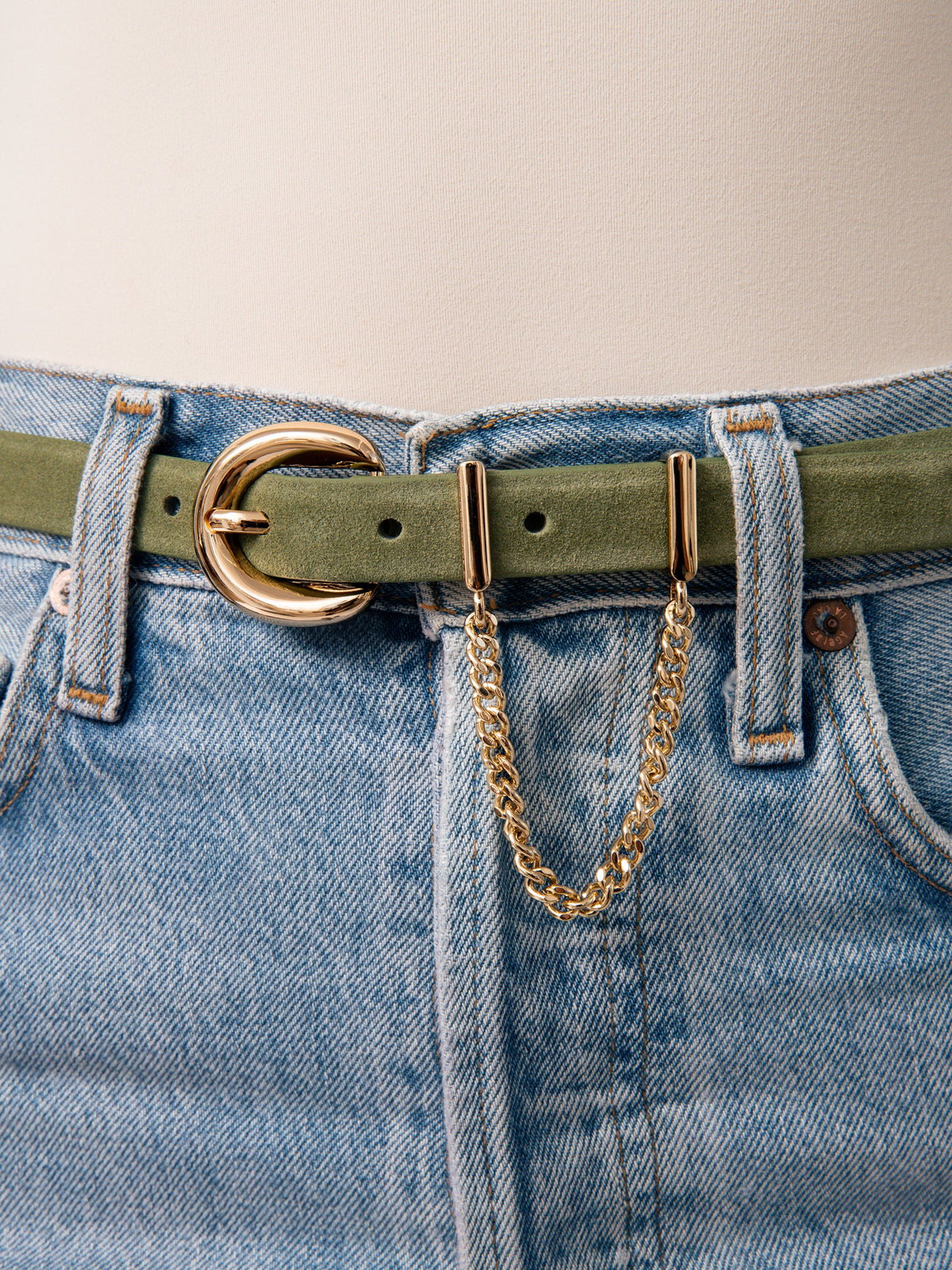 Cascade Chain Belt in Olivine - Olivine Suede with Gold Hardware | Ettika