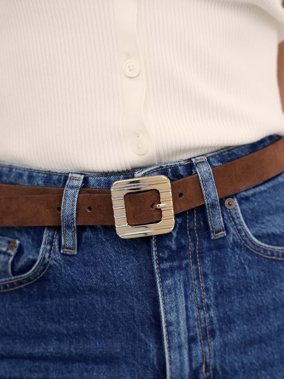 Timeless Texture Belt in Warm Truffle - Warm Truffle Suede with Gold Hardware | Ettika