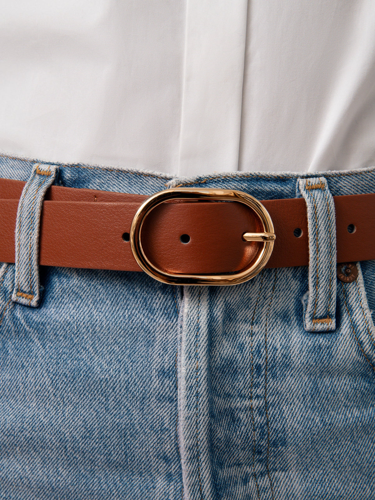 Boyfriend Stud Belt in Cognac - Cognac Leather with Gold Hardware | Ettika