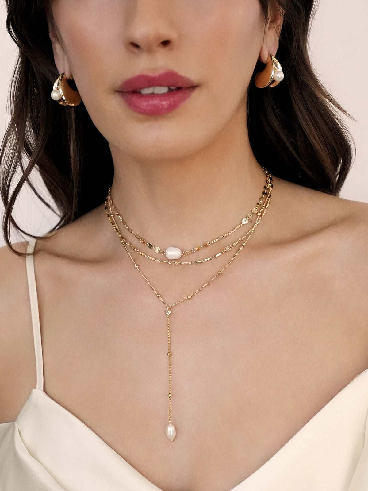 Soft Curve Earrings - Clear Crystal with 18k Gold Plating | Ettika