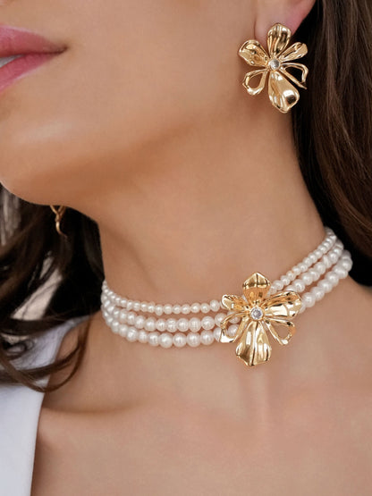Pearl Petals Choker - Pearl with 18k Gold Plating | Ettika