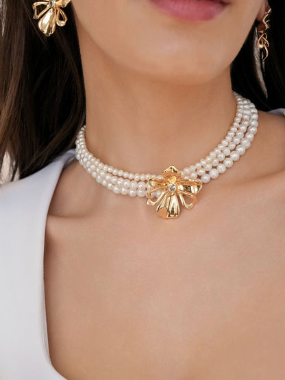 Pearl Petals Choker - Pearl with 18k Gold Plating | Ettika