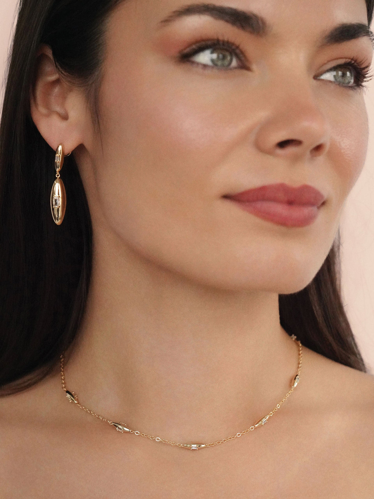 Oval Dome Baguette Necklace - Clear Crystal with 18k Gold Plating | Ettika