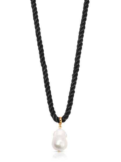 Freshwater Token Necklace - Beige Rope with 18k Gold Plating | Ettika