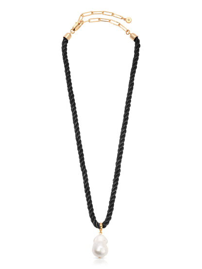 Freshwater Token Necklace - Beige Rope with 18k Gold Plating | Ettika