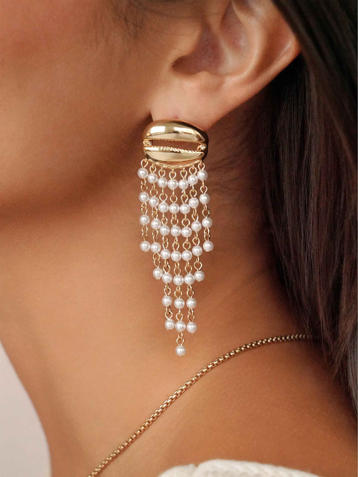 Mykonos Shell Dangle Earrings - Pearl with 18k Gold Plating | Ettika