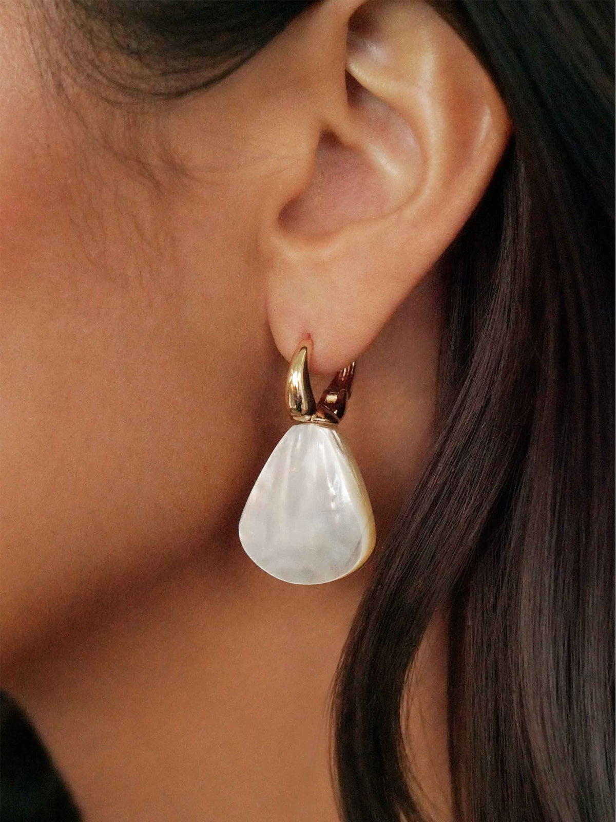Sun-Kissed Pearl Earrings - Mother of Pearl with 18k Gold Plating | Ettika