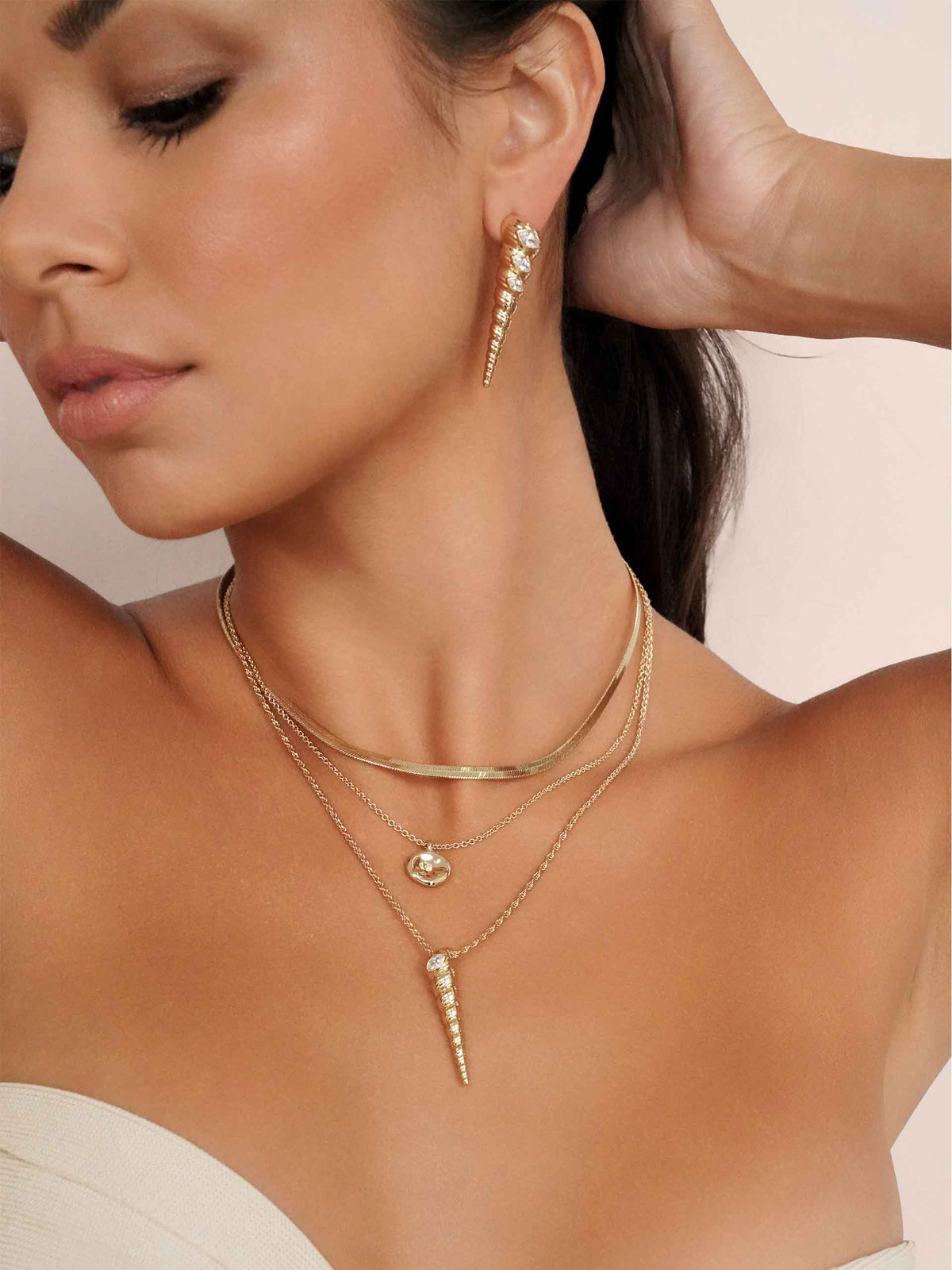 Capri Shell Earrings - Clear Crystal with 18k Gold Plating | Ettika