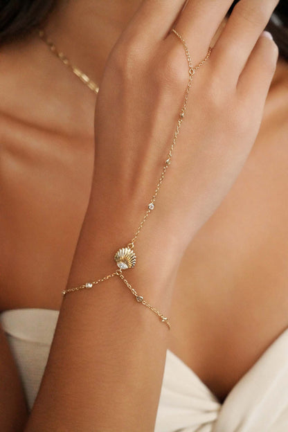 Santorini Shell Hand Chain - Clear Crystal with 18k Gold Plating | Ettika