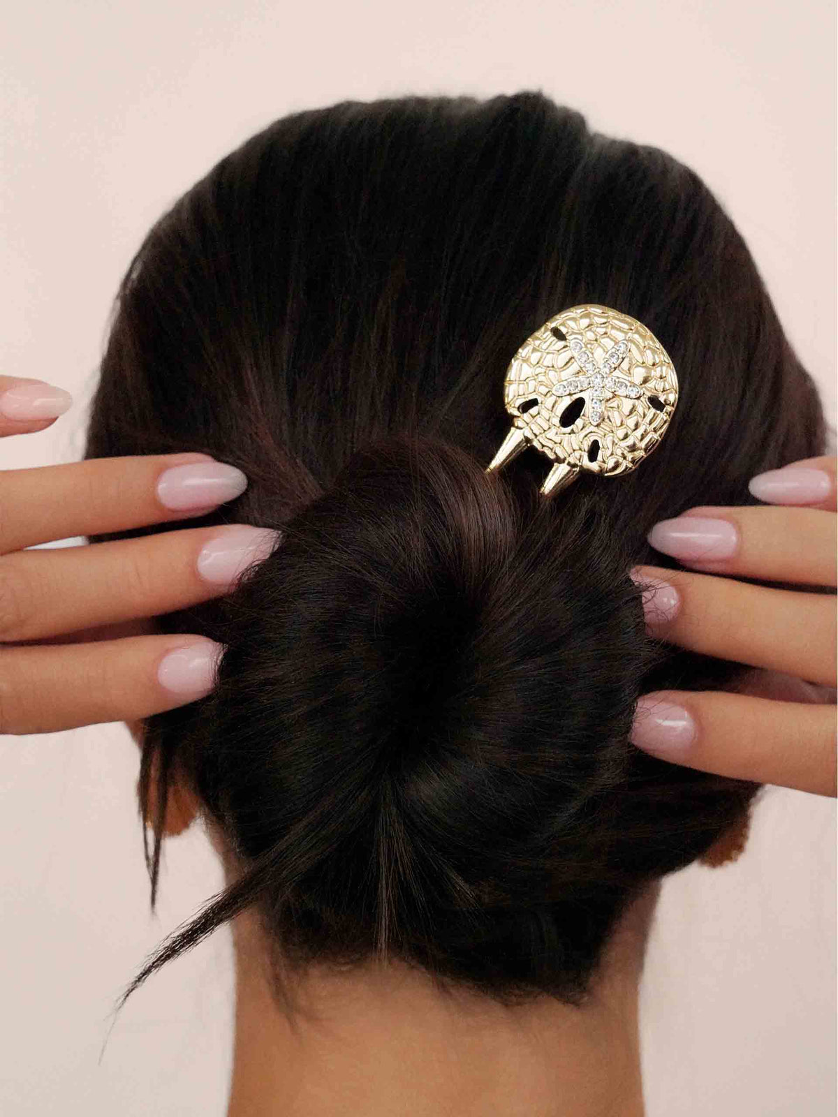 Sand Dollar Hair Pin - Clear Crystal with Gold Tone | Ettika