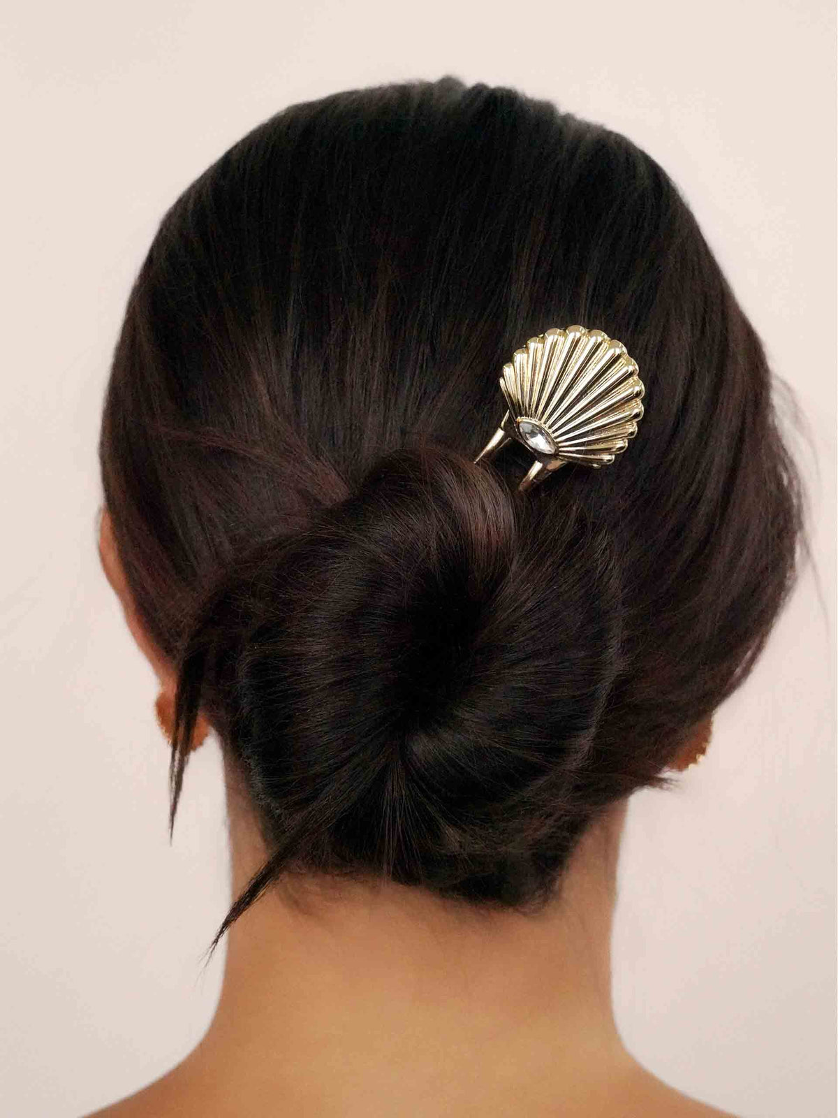 Santorini Shell Hair Pin - Clear Crystal with Gold Tone | Ettika