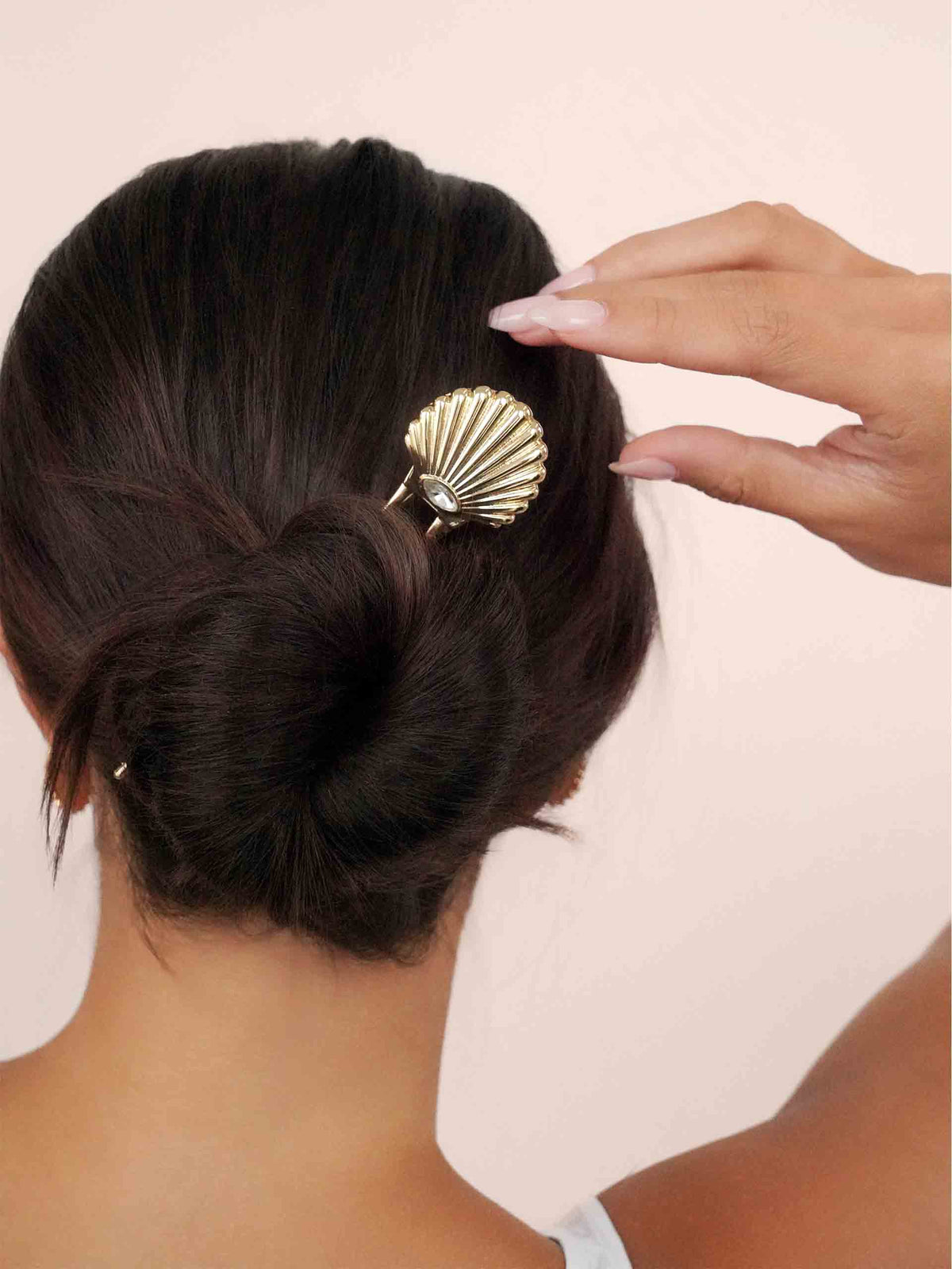 Santorini Shell Hair Pin - Clear Crystal with Gold Tone | Ettika