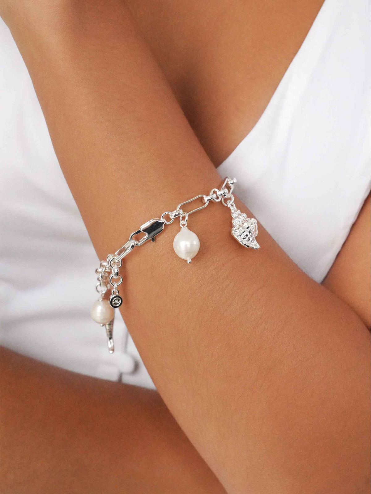 Oceanic Dreams Charm Bracelet - 18k Gold Plated | Ettika