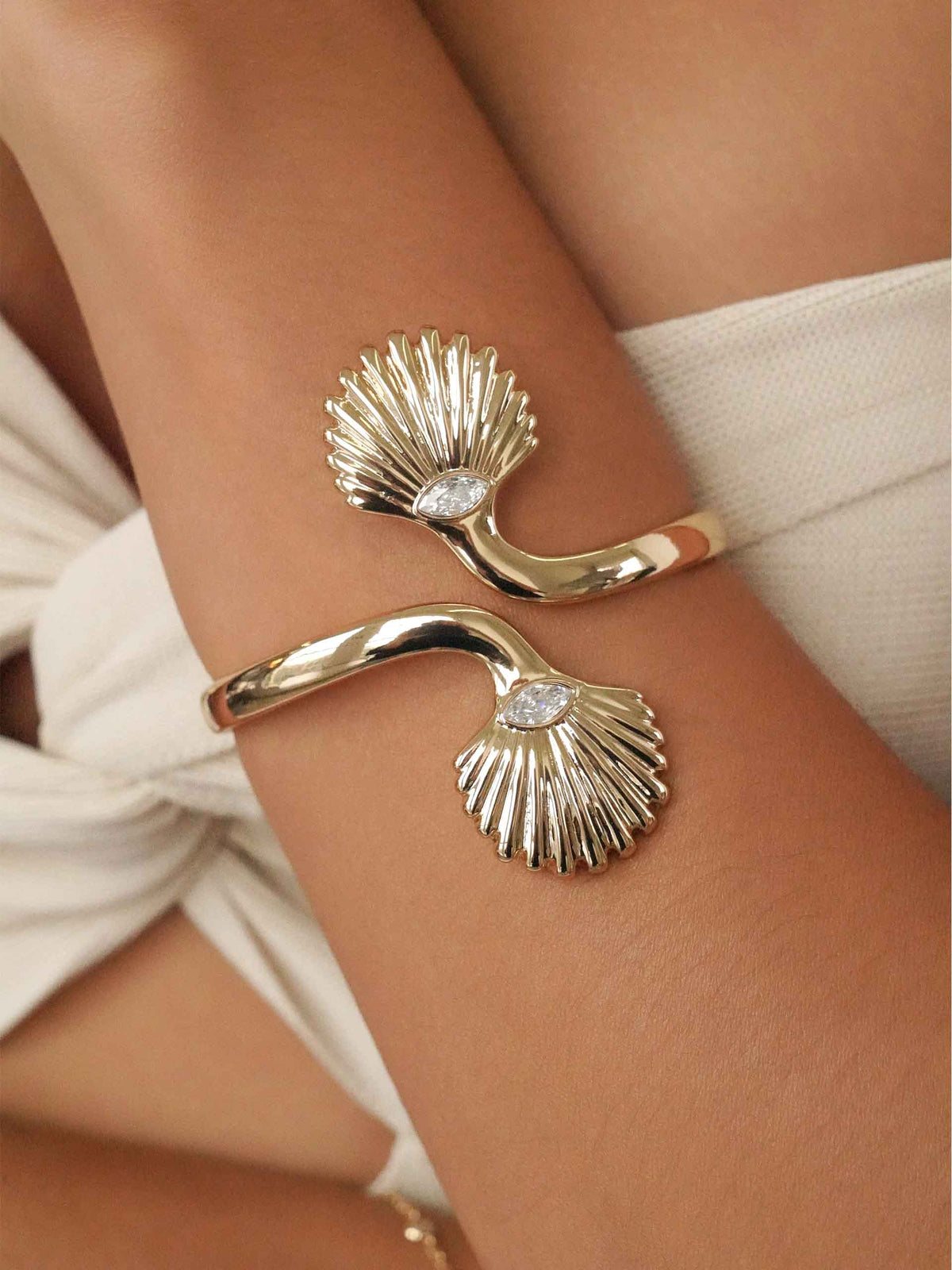 Santorini Shell Cuff - Clear Crystal with 18k Gold Plating | Ettika