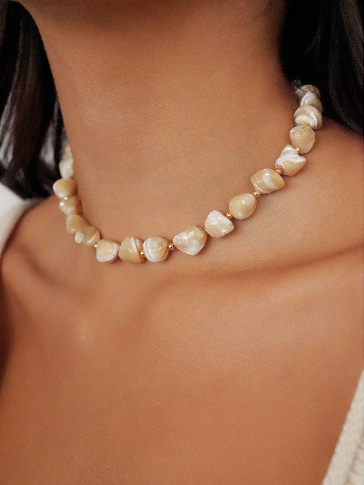 Coastal Beauty Necklace - Brown Shell with 18k Gold Plating | Ettika