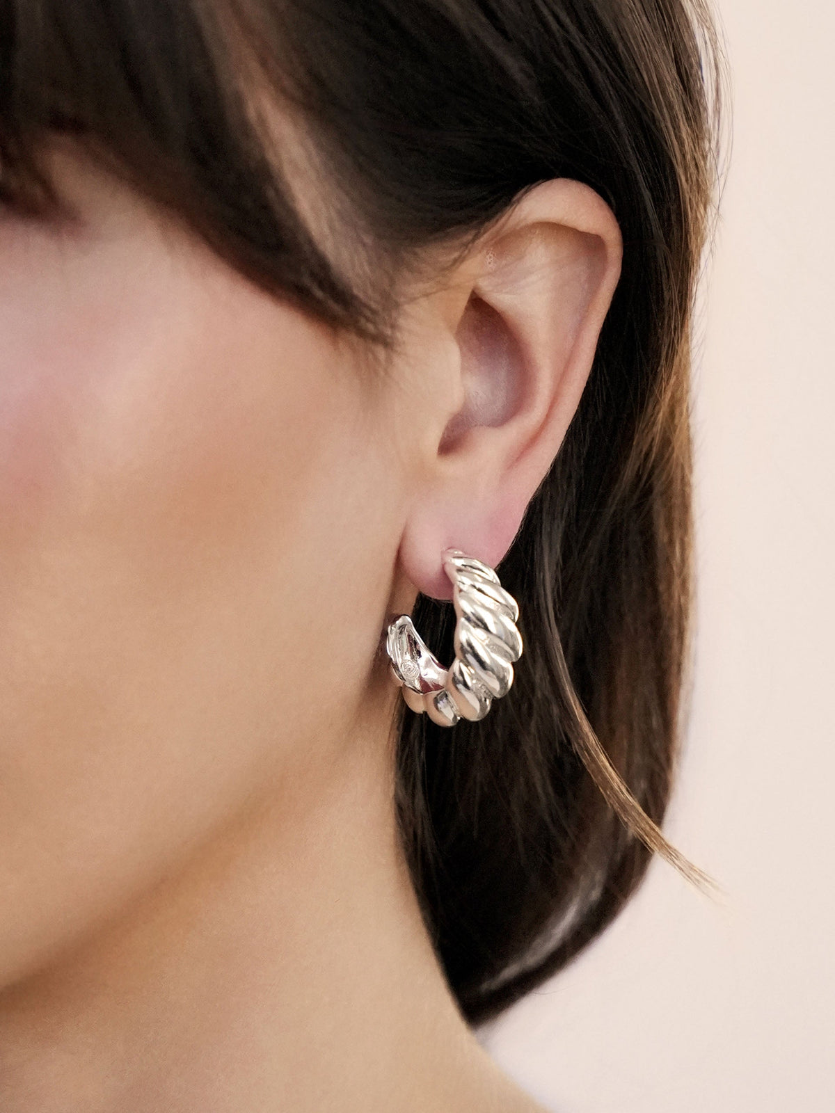 Modern Ribbed Hoops - Silver Plated | Ettika
