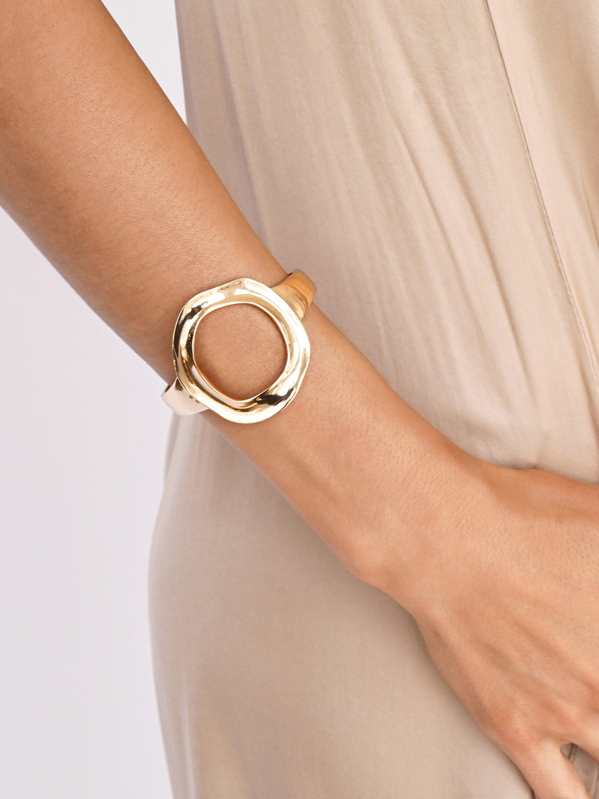 Complete the Circle Set in Gold | Ettika
