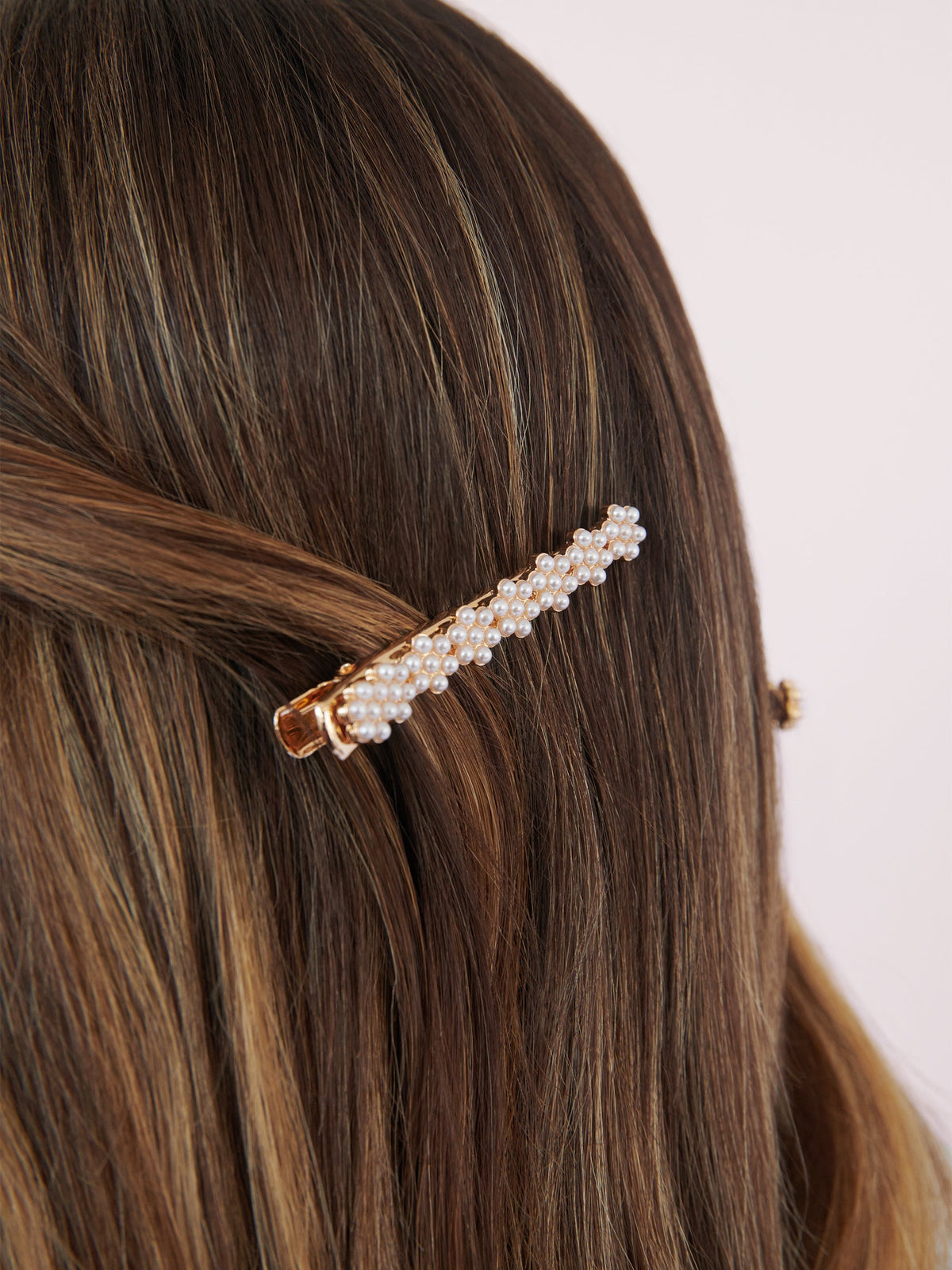 Pearl Cluster Clip Set - Pearl with Gold Tone | Ettika