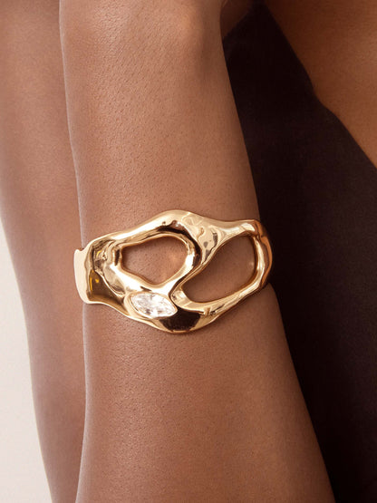 Statement Luxe Cuff - Clear Crystal with 18k Gold Plating | Ettika