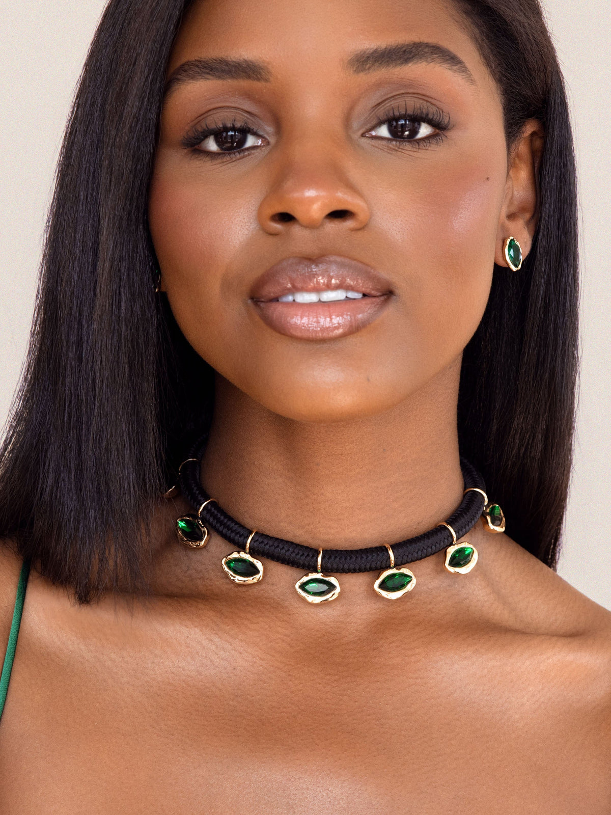 Midnight Luxe Crystal Choker - Emerald Crystal with 18k Gold Plating on Black Rope | Ettika