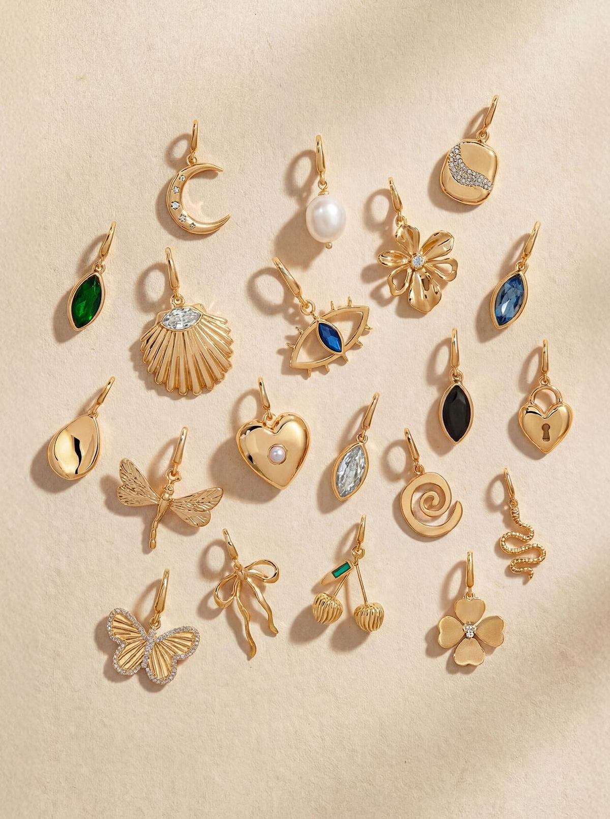 Shell Charm - Clear Crystal with 18k Gold Plating | Ettika