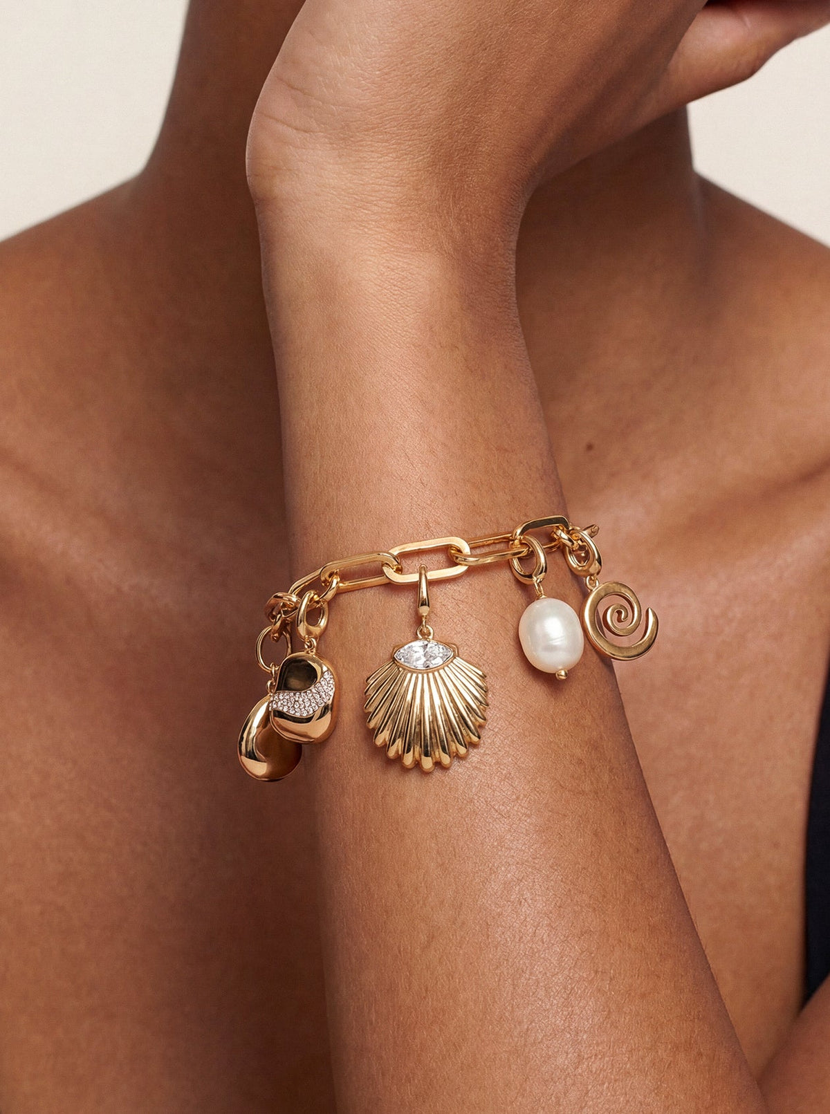 Seaside Charm Bracelet | Ettika