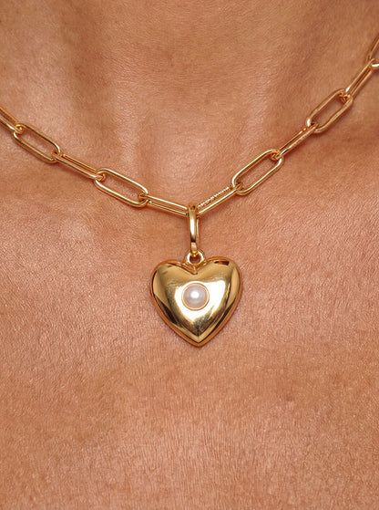 Heart Charm Necklace | Ettika