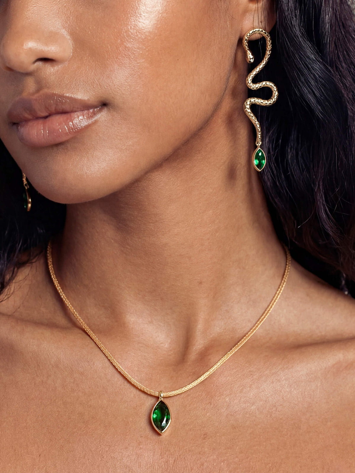 Emerald Serpentina Marquise Set | Ettika