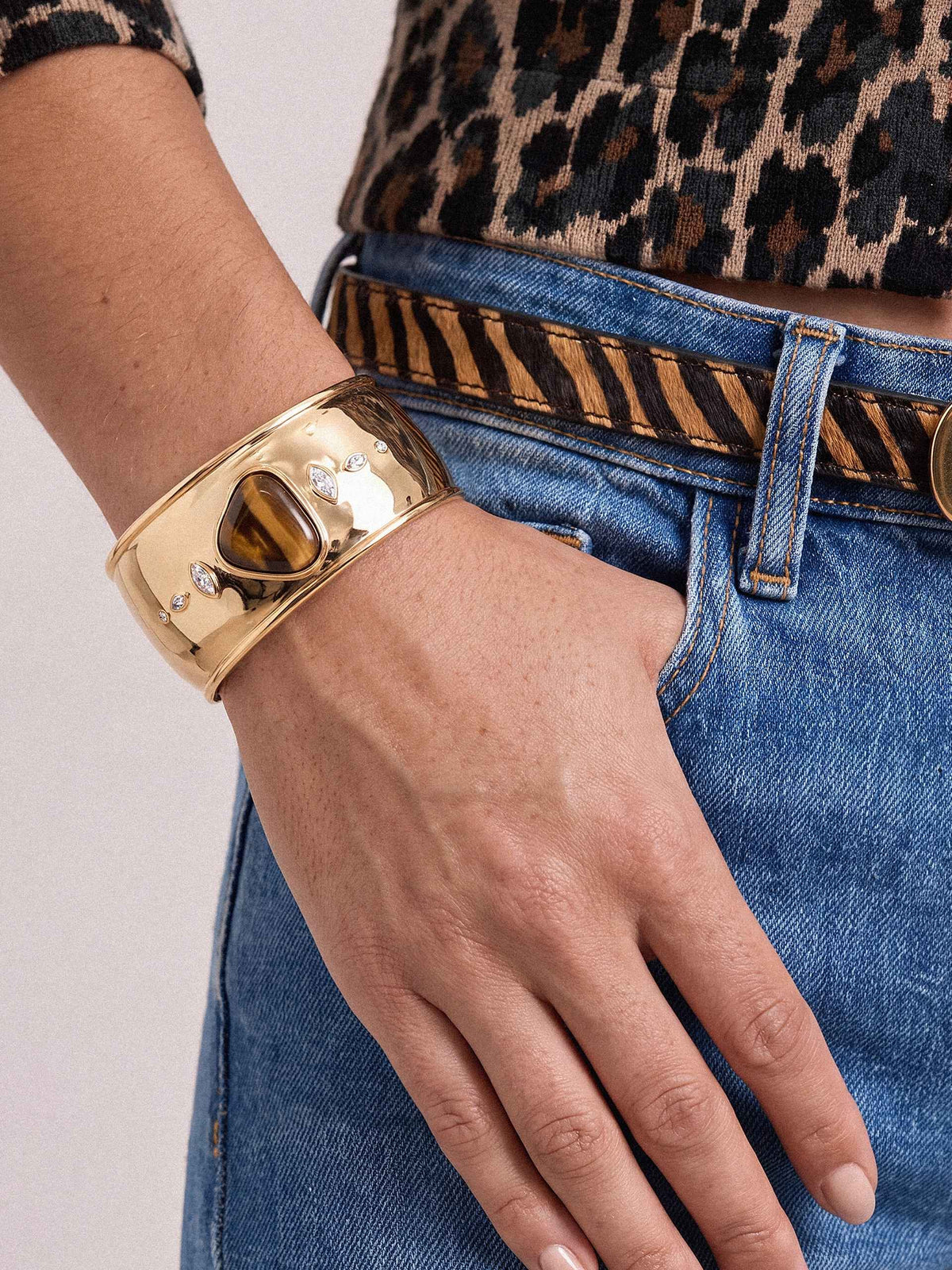 Tiger's Eye Solstice Thick Cuff - Tigers Eye with 18k Gold Plating | Ettika