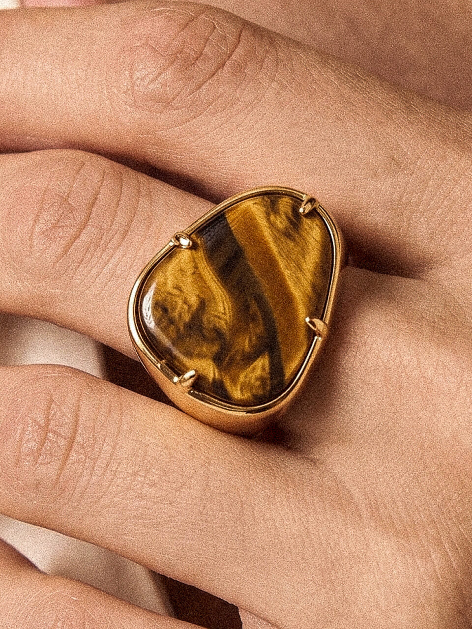 Tiger's Eye Solstice Ring - Tigers Eye with 18k Gold Plating | Ettika