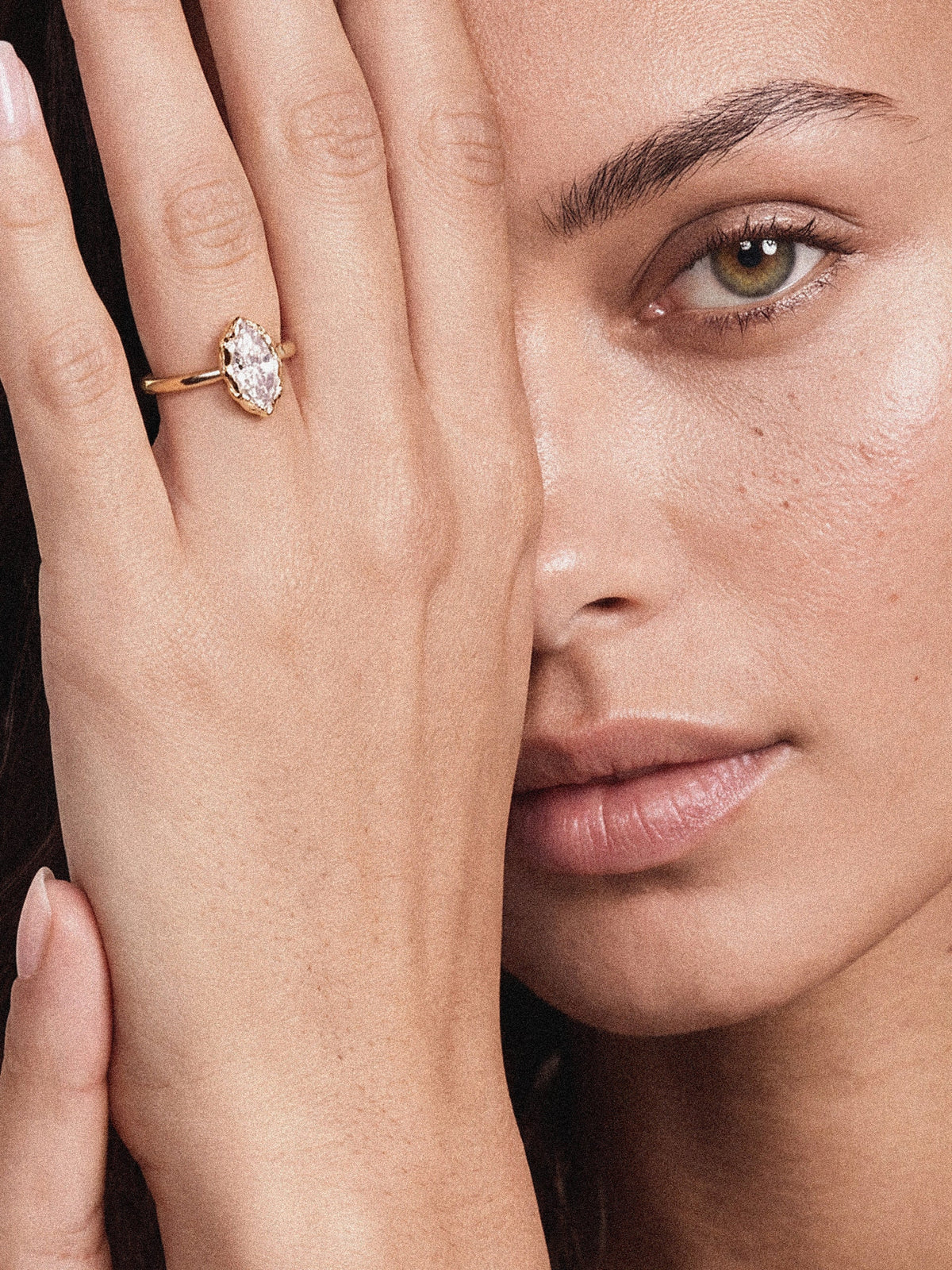 Crystal Luxe Ring - Clear Crystal with 18k Gold Plating | Ettika