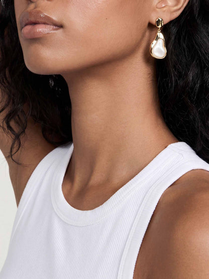 Hidden Gem Pearl Earrings - Pearl with 18k Gold Plating | Ettika