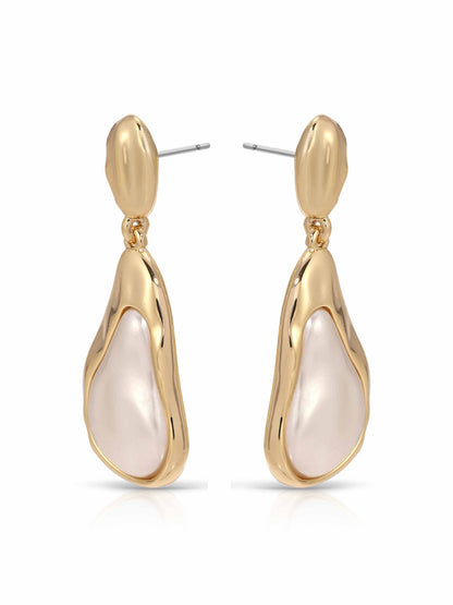 Hidden Gem Pearl Earrings - Pearl with 18k Gold Plating | Ettika